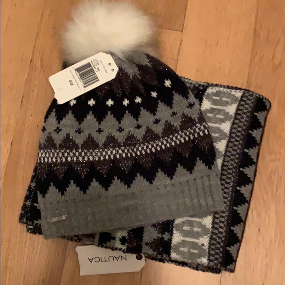 NWT Nautica beanie and scarf set